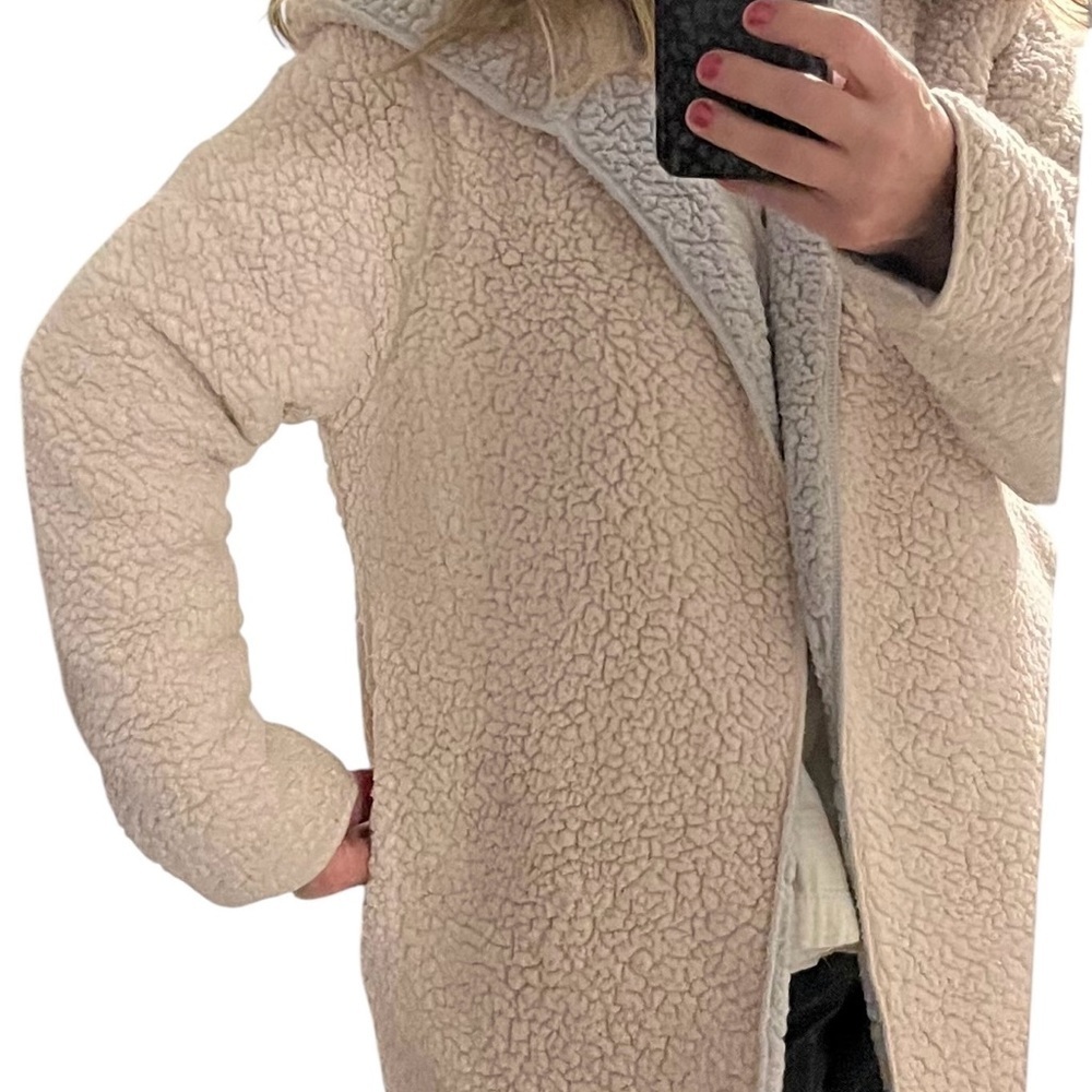 Urban Outfitters Casey Sherpa Hooded Teddy Jacket XS/S Ivory & Gray Runs bigger